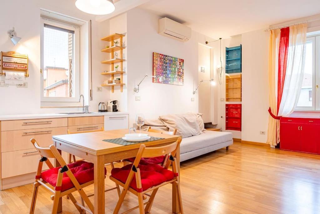 Guest Planet - Grazioso Bilocale Bande Nere M1 Apartment มิลาน ภายนอก รูปภาพ